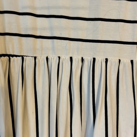 Hount dress - Picture 3 of 9